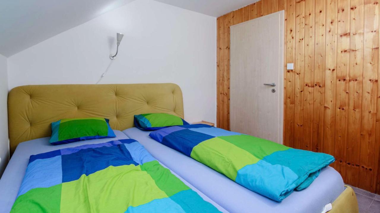 Apartman Cabernet Velke Pavlovice Exterior photo
