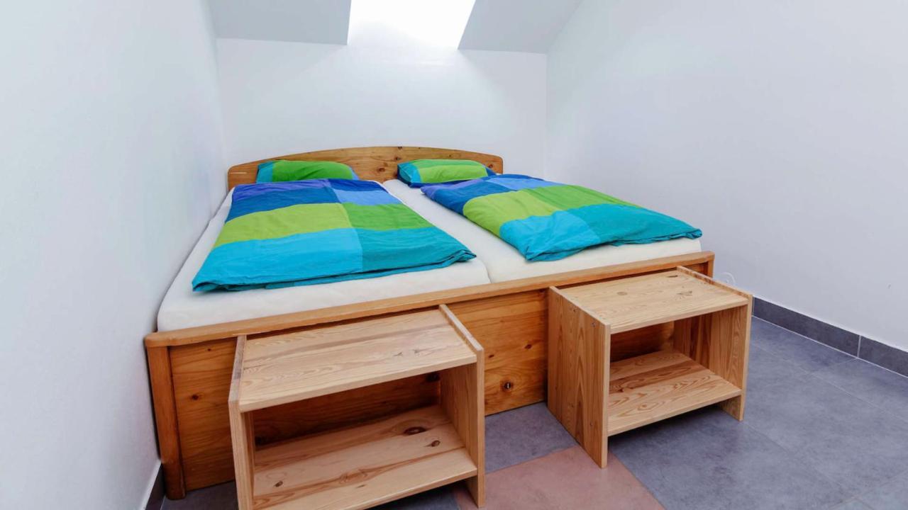 Apartman Cabernet Velke Pavlovice Exterior photo